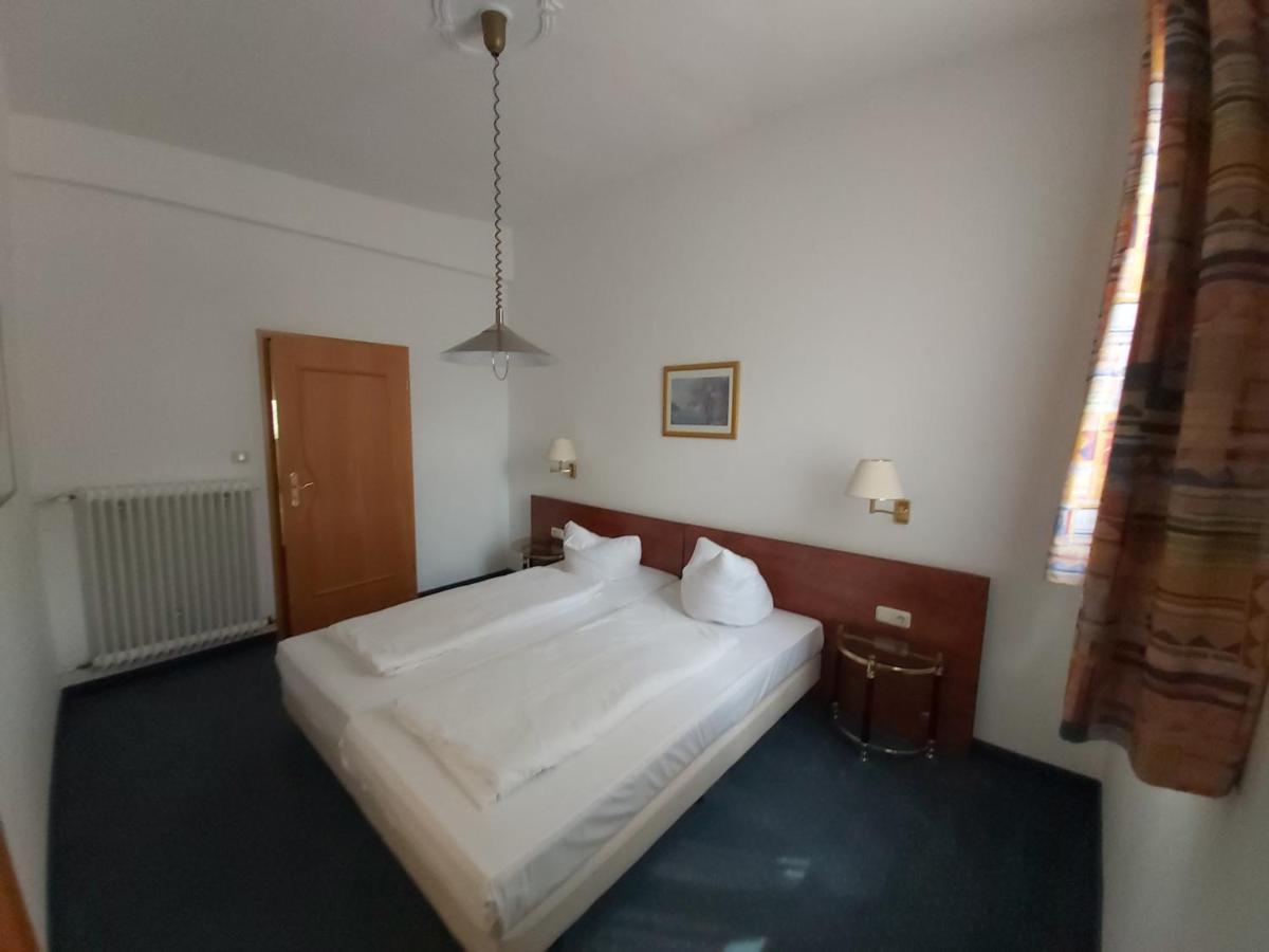 Schwarze Adler Hotel Streitberg ภายนอก รูปภาพ