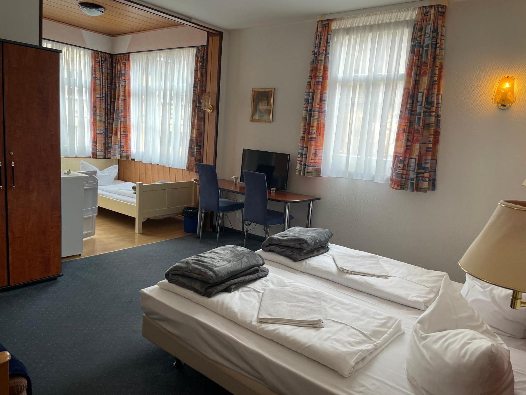Schwarze Adler Hotel Streitberg ภายนอก รูปภาพ